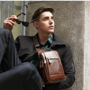 Mochila Cruzada Negra de Piel Genuino - Elegancia y Funcionalidad para el Hombre Moderno