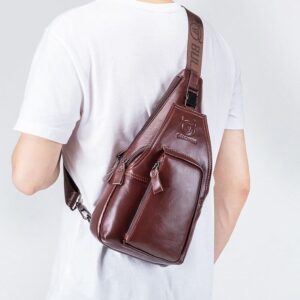 Mochila para Hombre Cruzada Cuero Genuino - Un Accesorio Práctico con Elegancia